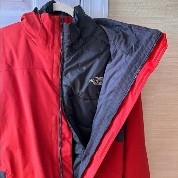 The North Face HyVent dual insulated jacket